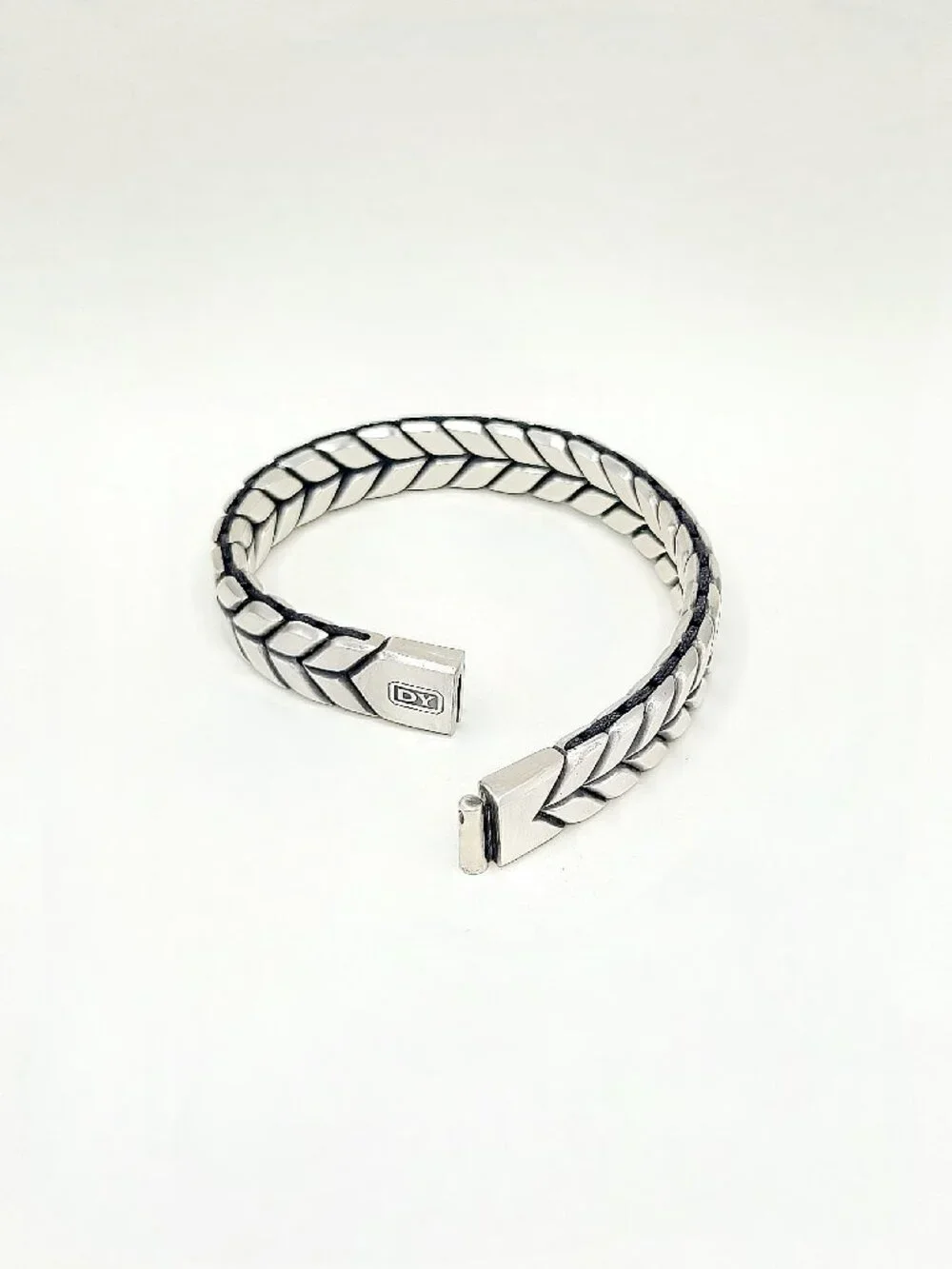 David Yurman Chevron Bracelet in Sterling Silver w/ Pavé Black Diamonds - Medium
